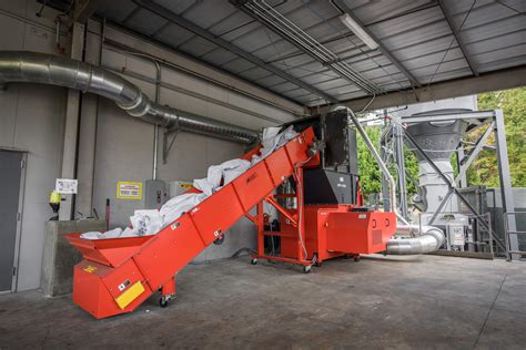 Weima Shredders For Recycling Of Paper Waste Corrugated Cardboard