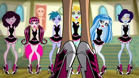 But the classes aren't what make monster high special; Monster High 1 PL - odcinek 9. „Potworniaki" - YouTube