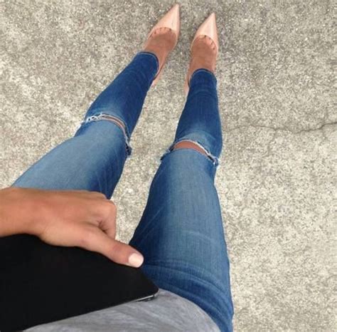 Skinny Ripped Jeans And Nude Heels Look Fashion Fashion Beauty Womens