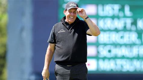 Mickelson earns more than $40 million more galleries from forbes. These are the 4 highest-paid Golfers in the world - 4moles.com