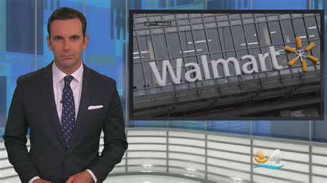 Walmarts Store Managers Make Big Bucks 175000 A Year On Average