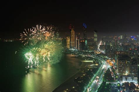 But in recent years, up. Saudi Arabia Goes for Guinness Record with Largest Flag ...
