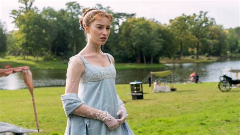 Produite par shonda rhimes , la série se déroule dans la haute société londonienne lors de la régence anglaise. "Bridgerton": Inspiriert die Serie mit Regencycore den ...