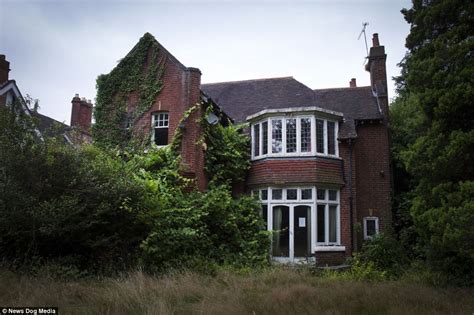 Abandoned Grade Ii Listed Home In Moseley Birmingham Left To Decay