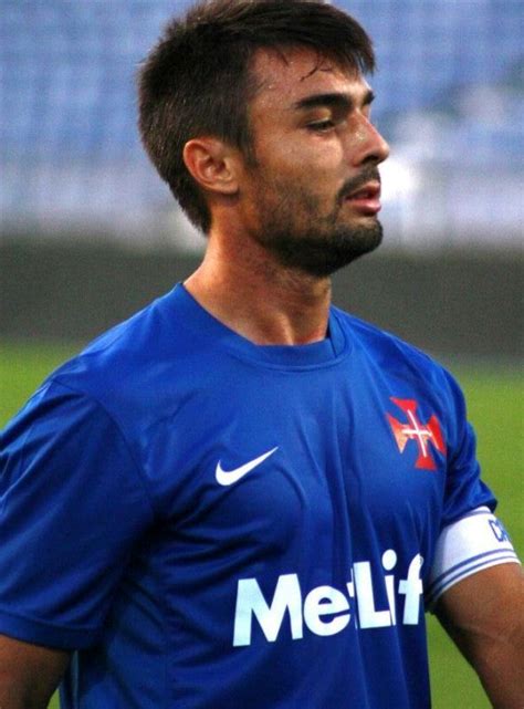 Andre moreira was included in the belenenses squad after testing negative for coronavirus three times, but the portuguese health authorities (dgs) forced. New Belenenses Kit 13-14- Nike OS Belenenses Home Jersey ...