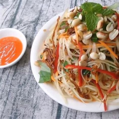 Vietnamese Green Papaya Salad Beef Jerky G I U Kh B Recipe