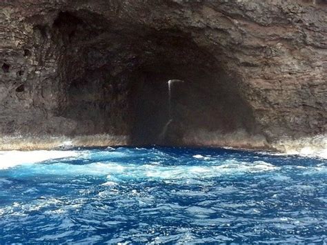 Na Pali Coast Cave And Waterfall Picture Of Captain