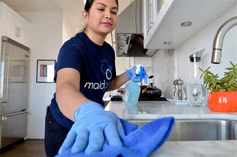 Empleada DomÉstica Para Limpieza Y Cocina En Casa De Familia Jornada