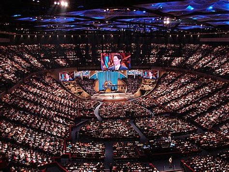 Lakewood Church - Houston, TX - GREAT CHURCH, GREAT MINISTRY, GREAT