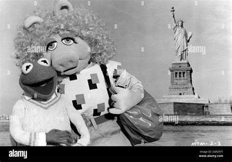 The Muppets Take Manhattan From Left Kermit The Frog Miss Piggy