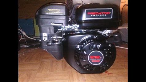 Un Boxing Of The Predator 212cc 65hp Harbor Freight Engine Youtube