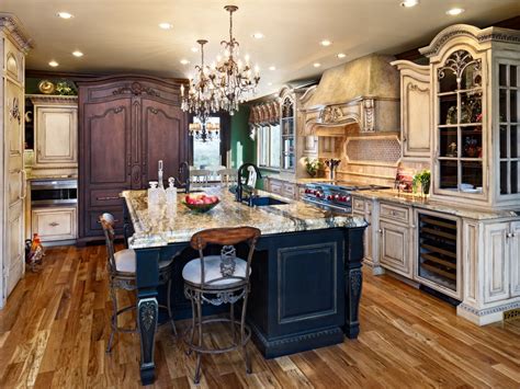 Stunning Traditional Kitchen Design Ideas Inspired From The Projects Of