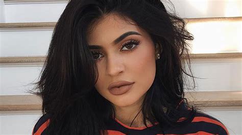 Kuwk Kylie Jenner’s Record For The Most Liked Post On Instagram Broken By A Photo Of An Egg