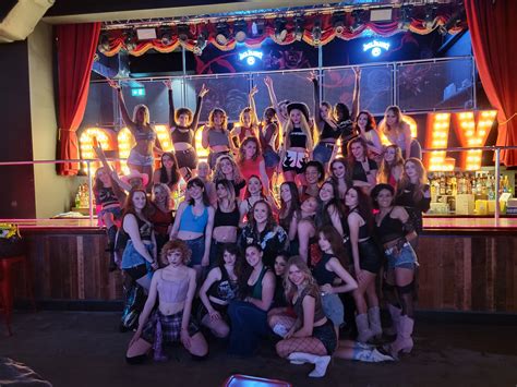Piccadilly Coyotes – Coyote Ugly Saloon
