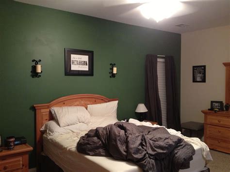 Green Focal Wall In Bedroom Master Bedroom Makeover Bedroom Makeover