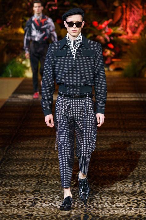Dolce And Gabbana Spring 2020 Menswear Collection Vogue Menswear Dolce And Gabbana Man Vogue