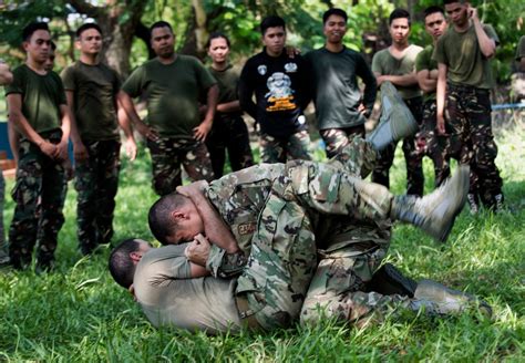 Dvids News Balikatan Us Philippine Forces Exchange Ideas Best Practices