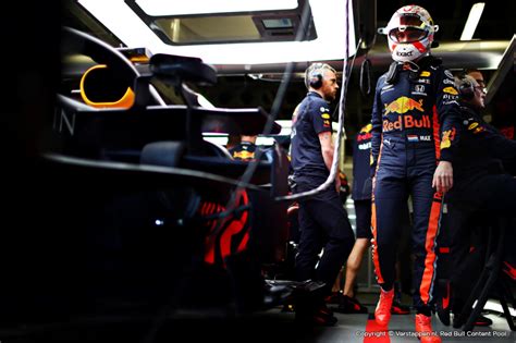 Max verstappen crash baku | 2021 azerbaijan grand prix. Max Verstappen vierde in kwalificatie Baku: 'Er had meer ...