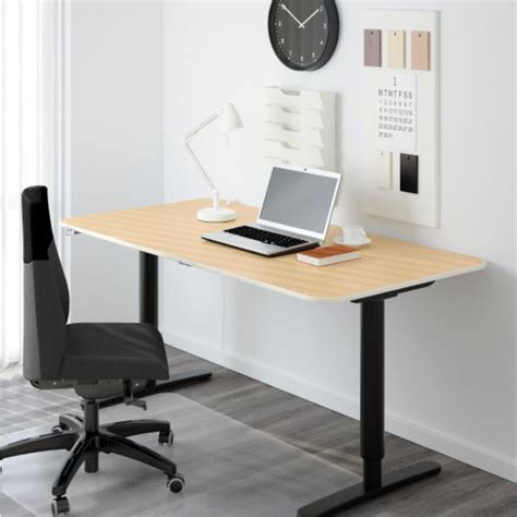 Or do you have a tiny space to fit it? 20 Most Popular DIY Computer Desk Plans - Gripelements