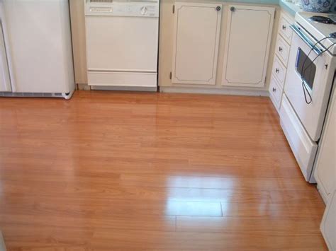 Not everyone knows how to properly lay laminate flooring. Laminate Flooring in Kitchens, Do it Yourself installation