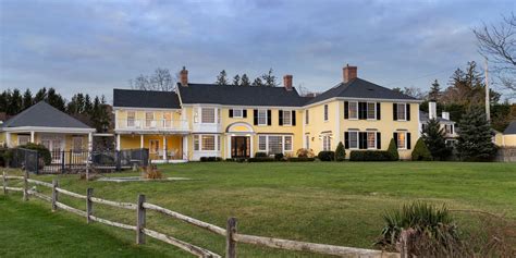 Circa 1741 Home In The Old Shipbuilders Historic District Of Duxbury