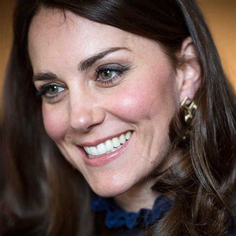 Sunday Attend Pill Kate Middleton Eyeshadow Pick Up Leaves Telegraph Center