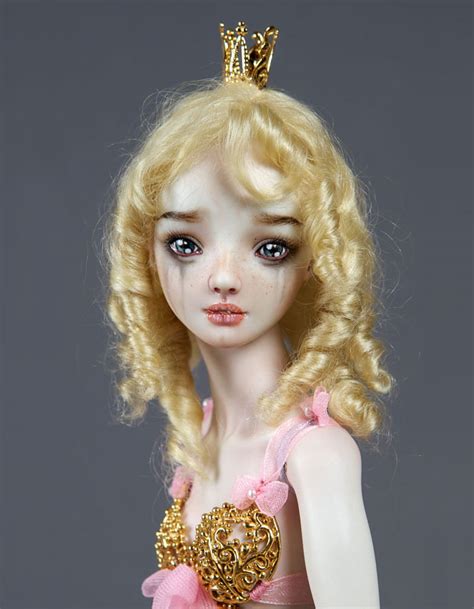 Ball Jointed Porcelain Dolls With Sophisticated Beauty