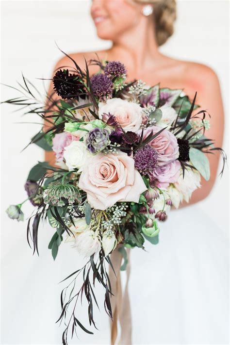 44 Unique Wedding Bouquets With Special Charm Purple Wedding Flowers