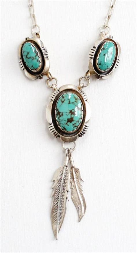 Vintage Sterling Silver Turquoise Blue Stone And Leaf Motif Necklace Retro 1970s Navajo Native