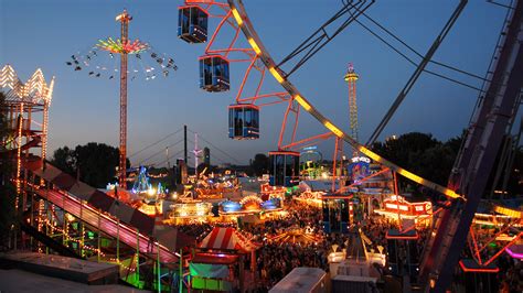 Die kirmes hat eine lange tradition. Rheinkirmes in Düsseldorf 2020 - Größte Kirmes am Rhein