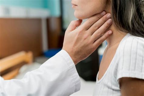 Mengenal Penyakit Kelenjar Tiroid Dan Segala Bahayanya Waspada