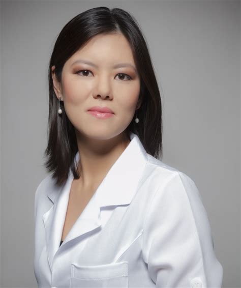 Dra Viviane Yumi Nakatani Endocrinologista Curitiba