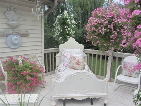 Home And Garden Thursday A Delightsome Life Junk Chic Cottage