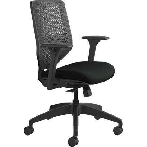 With the hon solve series task chair, you can easily adjust the seat height and the tilt just like with most office chairs. HON Solve Task Chair - ReActiv Back | FSIoffice