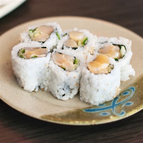Scallop Roll 6 Pcs Ikki Sushi Burlington