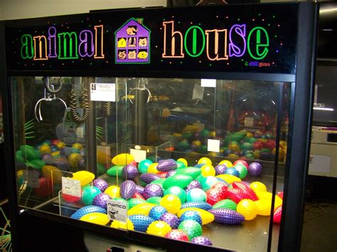 60 Animal House Rainbow Plush Claw Crane Machine Item Is In Used