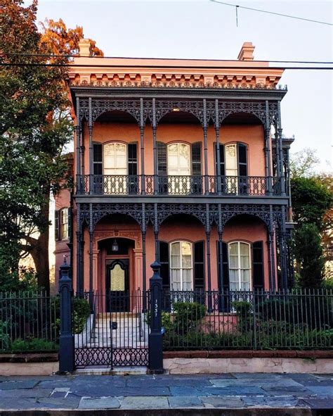 Pin By Msandi On Houses General New Orleans Homes New Orleans