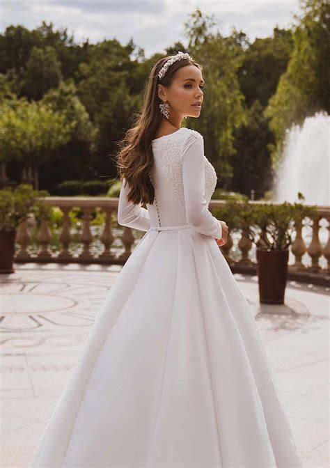 Designer brautkleider mit ärmel | luxus hochzeitskleider prinzessin us$ 457.59 us$ 282.45. Bescheidene Hochzeit Kleid Einfache Brautkleid Winter ...