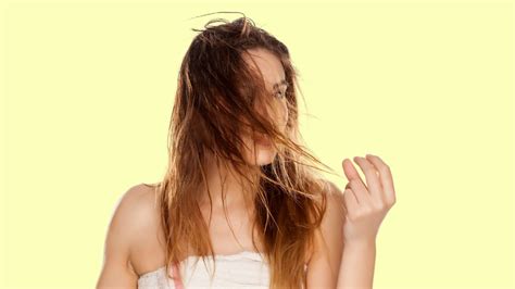 Thin Stringy Hair 9 Mistakes That Make Your Hair Look Stringy And