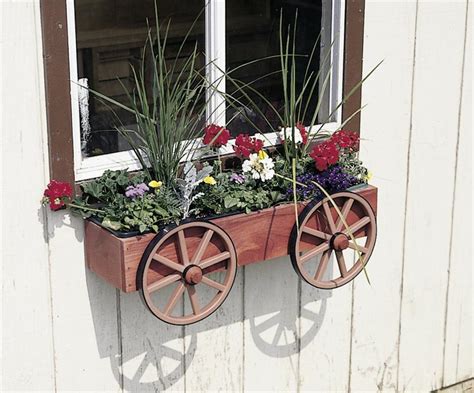 Amish Wagon Wheel Rustic Window Box Planter