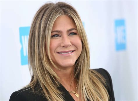 My friends call me jen. Jennifer Aniston Joins Instagram And Her First Post Is An Epic 'Friends' Reunion Pic ...