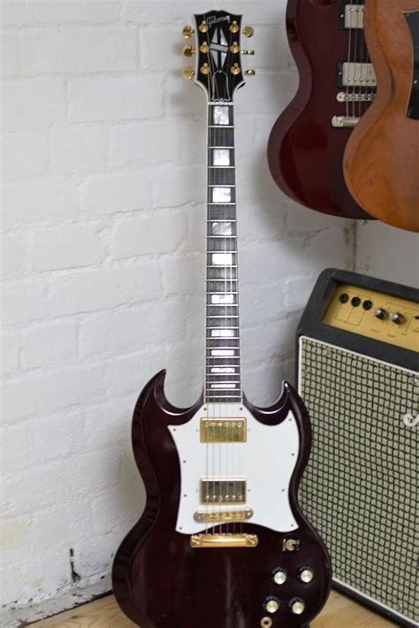 Gibson SG Classic Custom Stringed Guitars