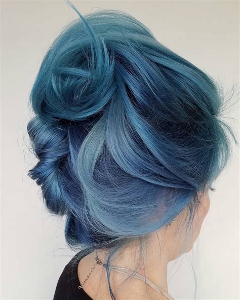 What is the best hair color for 70 year old woman. 50 Best Hairstyles for Older Women in 2017 | Hair ...
