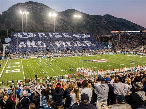 Byu Football Legend Lavell Edwards Talks Off The Field The Daily Universe