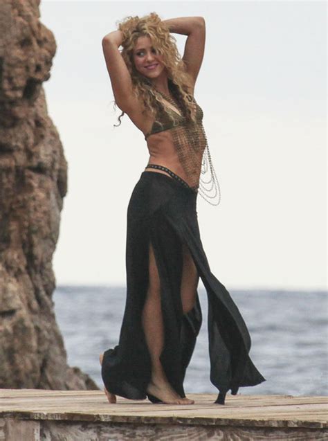 Shakira Flaunts Her Sizzling Figure In Chainmail Bikini As She Films Belly Dancing Shoot