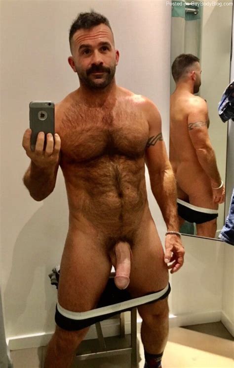 Enjoy A Collection Of Random Cock Pics Nude Men Nude Male Models Gay Selfies Gay Porno