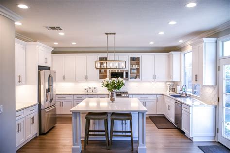 We believe that renovating a small kitchen exactly should look like in the picture. 10 of the Best Easy DIY Kitchen Renovation Ideas to Take You into 2020 - Useful DIY Projects