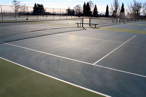 Lapangan tenis indoor rs dr. Queen Elizabeth Park Tennis Courts Vancouver British ...