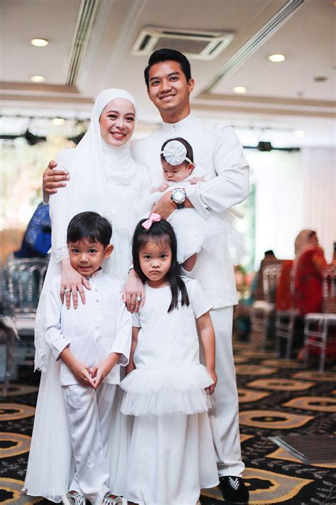 She married dato' fadzarudin shah anuar in 2012, and welcomed children with him named daniel azim shah and mariam iman shah. Datin Vivy Yusof And Dato' Fadzarudin Anuar Welcome ...