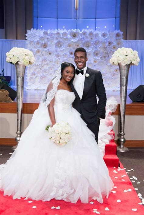 Bride Brelyn Bowman Gives Father Certificate Of Purity To Prove Shes